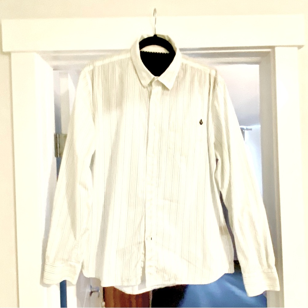 Volcom white with blue black and green pin stripe men’s dress shirt